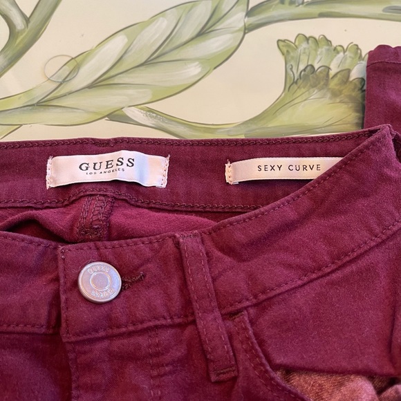 ๐ Guess Sexy Curve Jeans ๐ - Picture 3 of 9
